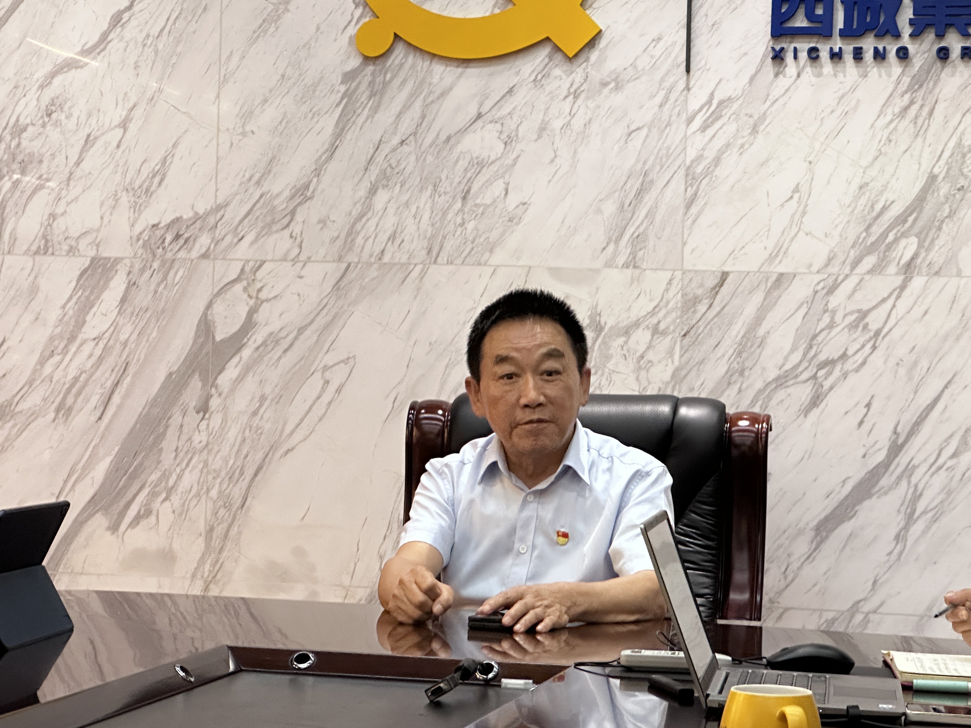 1b49ce27bdd148396cb96e44d455f3d