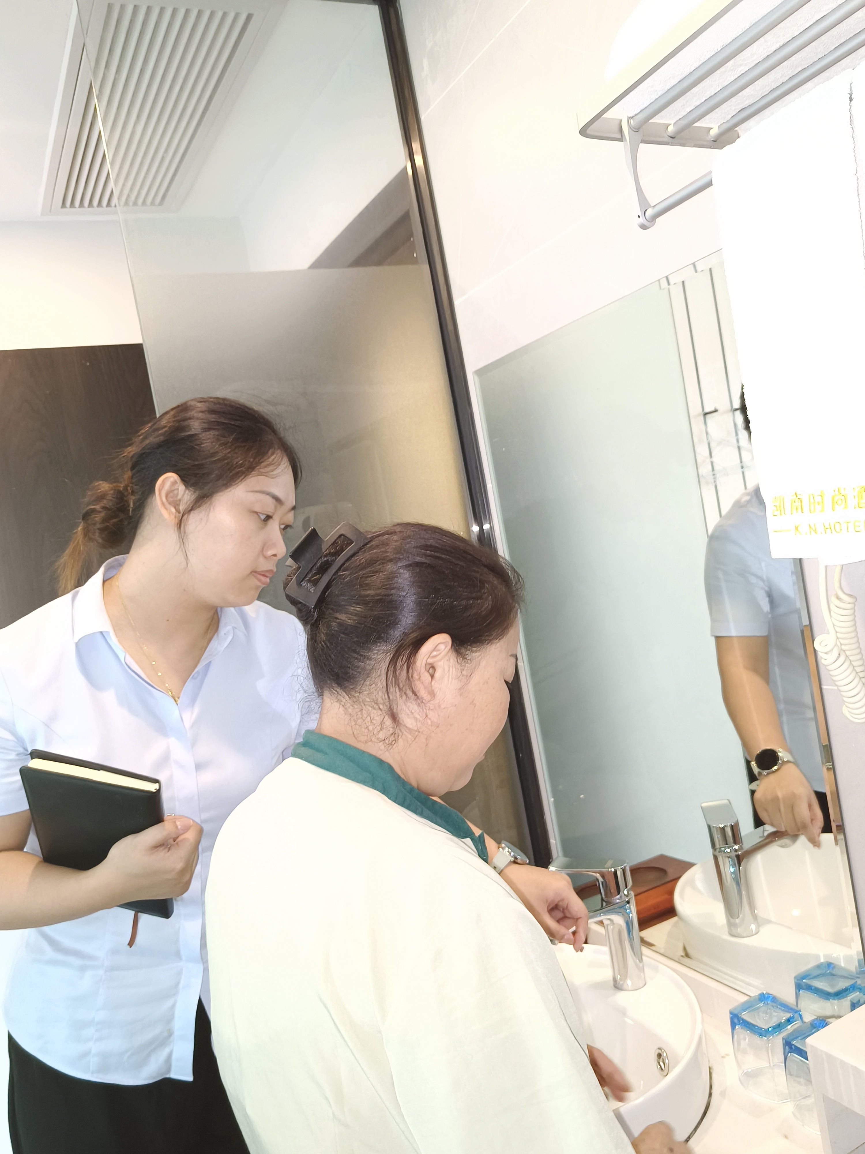 6e97eac2351f476b3772d611a9d83f0 6e97eac2351f476b3772d611a9d83f0