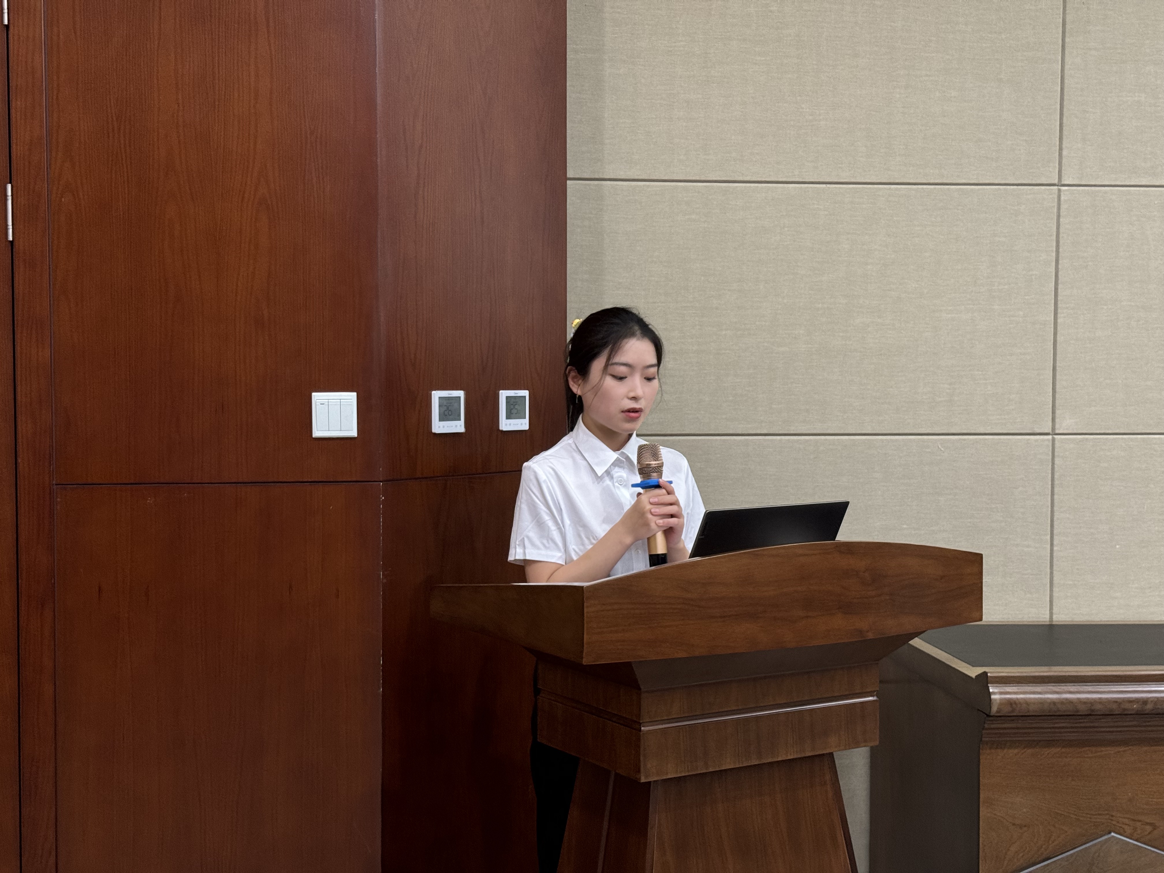 f52a75052e11da69e3c73c024df4fdac f52a75052e11da69e3c73c024df4fdac