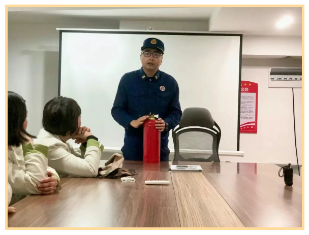 60bc52fa6e127f12c02676c7d1ae8d8